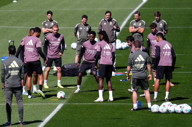 May 16, 2026, Valdebebas, Madrid, Spain: Vinicius Junior during the training day of Real Madrid ahead the Spanish League, LaLiga EA Sports, football match against Sevilla FC at Ciudad Deportiva Real Madrid on May 16, 2026, in Valdebebas, Madrid, Spain. Valdebebas Spain - ZUMAa181 20260516_zaa_a181_050 Copyright: xDennisxAgyemanx