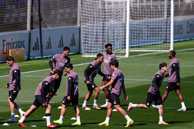 May 16, 2026, Valdebebas, Madrid, Spain: Aurelien Tchouameni and Jude Bellingham during the training day of Real Madrid ahead the Spanish League, LaLiga EA Sports, football match against Sevilla FC at Ciudad Deportiva Real Madrid on May 16, 2026, in Valdebebas, Madrid, Spain. Valdebebas Spain - ZUMAa181 20260516_zaa_a181_062 Copyright: xDennisxAgyemanx