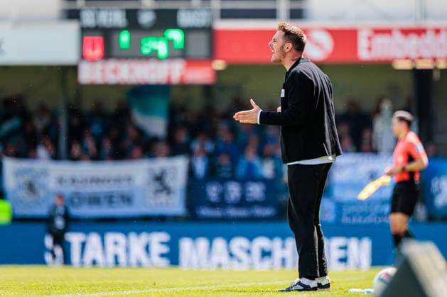 Tobias Strobl (SC Verl, Cheftrainer) GER, SC Verl vs. TSV 1860 Muenchen, Fussball, 3. Liga, 38. Spieltag, Spielzeit 2025 2026, 16.05.2026 DFL Regulations prohibit any use of photographers as image sequences and or quasi-video. GER, SC Verl vs. TSV 1860 Muenchen, Fussball, 3. Liga, 38. Spieltag, Spielzeit 2025 2026, 16.05.2026 Verl Copyright: xEibner-Pressefoto JanxRollingerx EP_JSK