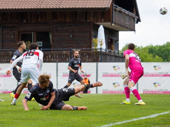 Torschuss zum 0:2 durch Fridolin Wagner (VfL Osnabrueck, 26) am Boden GER, VfB Stuttgart II vs. VfL Osnabrueck, Fussball, 3. Bundesliga, 38. Spieltag, Spielzeit 2025 2026, 16.05.2026 GER, VfB Stuttgart II vs. VfL Osnabrueck, Fussball, 3. Bundesliga, 38. Spieltag, Spielzeit 2025 2026, 16.05.2026 Aspach Copyright: xEibner-Pressefoto CarstenxSchwerx EP_CSG