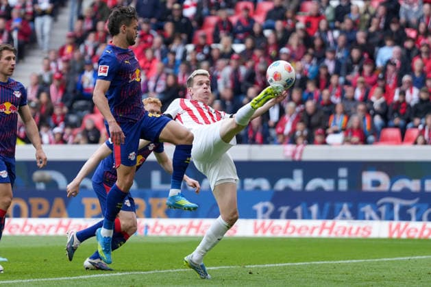 Matthias Ginter (SC Freiburg, 28) erzielt ein Tor, Abschluss, Treffer, Torerfolg , Deutschland, Fussball, 1. Bundesliga, 34.Spieltag, 2025 2026, SC Freiburg vs. RB Leipzig, 16.05.2026, Europa-Park Stadion, Freiburg Freiburg Europa-Park Stadion Baden-Württemberg Deutschland Copyright: xArnexAmbergx