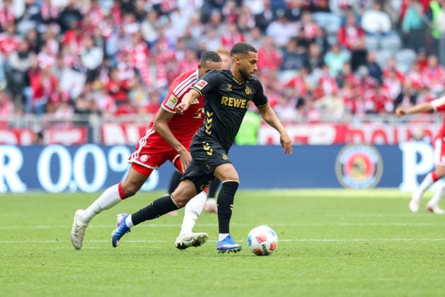 Linton Maina (1. FC Koeln, 37) mit Jonathan Tah (FC Bayern Muenchen, 04), GER, FC Bayern Muenchen vs. 1. FC Koeln, Fussball, Bundesliga, 34. Spieltag, Saison 2025 2026, 16.05.2026, DFL DFB REGULATIONS PROHIBIT ANY USE OF PHOTOGRAPHS as IMAGE SEQUENCES and or QUASI-VIDEO, GER, FC Bayern Muenchen vs. 1. FC Koeln, Fussball, Bundesliga, 34. Spieltag, Saison 2025 2026, 16.05.2026 Muenchen Copyright: xEibner-Pressefoto JennixMaulx EP_JML