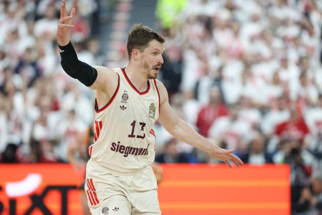 Andreas Obst (FC Bayern Basketball, 13) gestikuliert, GER, FC Bayern Basketball vs. Vet Concept Gladiators Trier, Basketball, easycredit Basketball Bundesliga, Playoffs, Viertelfinale Saison 2025 2026, 17.05.2026, GER, FC Bayern Basketball vs. Vet Concept Gladiators Trier, Basketball, easycredit Basketball Bundesliga, Playoffs, Viertelfinale Saison 2025 2026, 17.05.2026 Muenchen Copyright: xEibner-Pressefoto JennixMaulx EP_JML