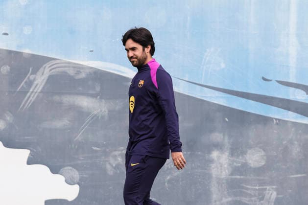 May 19, 2026, Sant Joan Despi, Barcelona, SPAIN: Pere Romeu, head coach during the training day of FC Barcelona, Barca ahead UEFA Women Champions League 2025 26, Final football match against OL Lyonnes at Ciutat Esportiva Joan Gamper on May 19, 2026 in Sant Joan Despi, Barcelona, Spain. FC Barcelona Training And Media Day - UEFA Women Champions League 2025 26 Final - ZUMAa181 20260519_zaa_a181_027 Copyright: xJavierxBorregox