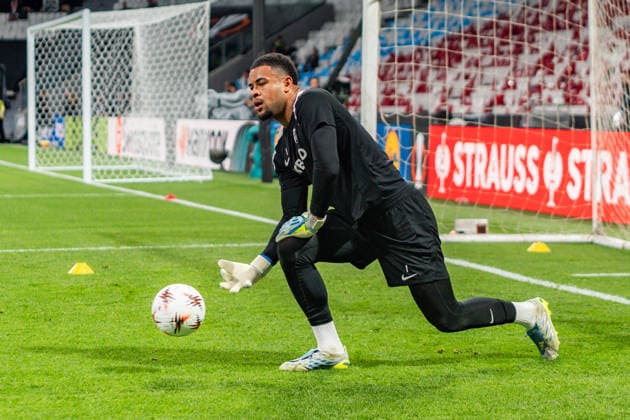 19.05.2026, SC Freiburg vs. Aston Villa, UEFA Europa League, Final Matchday -1 Besiktas Square, Besiktas Park, Stadium, Fan festival, Fan Fest, Fans Freiburg Aston Villa, Trophy, Uefa Cup League Trophy, Istanbul 2026 Final Abschlusstraining Final Training SC Freiburg in Vodafone Park, Noah Atubolu Copyright: xBahhoxKarax