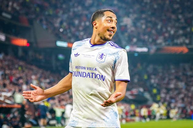Türkei: Fussball UEFA Europa League 2025 - 2026, Finale in Istanbul - SC Freiburg vs Aston Villa - Tüpras Stadyumu (Istanbul): Tor und Torjubel zum 1:0 durch Youri Tielemans (Aston Villa, 8) Freude, Emotionen, Jubel, Geste, Gestik, Emotion, Mimik, Gesichtsausdruck, Emotion Copyright: xJOERANxSTEINSIEKx