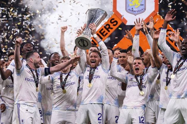 Matty Cash of Aston Villa lifts the Europa League trophy SC Freiburg v Aston Villa, UEFA Europa League, Final, Football, Besiktas Park, Istanbul, Turkiye - 20 May 2026Istanbul Besiktas Park United Kingdom EDITORIAL USE ONLY No use with unauthorised audio, video, data, fixture lists, club league logos or live services. Online in-match use limited to 120 images, no video emulation. No use in betting, games or single club league player publications. Copyright: xRaddadxJebarah Shutterstockx 16883158do
