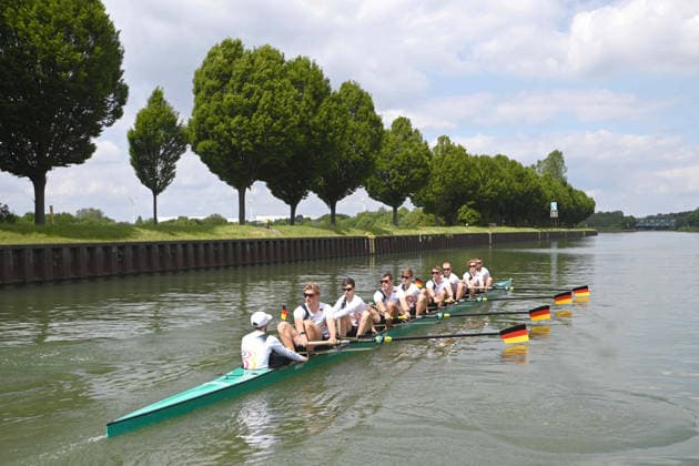 Der Deutschlandachter mit Schlagmann Soenke KRUSE (Sönke) Julius CHRIST, Tassilo von MUELLER (Von Müller), Tobias STRANGEMANN Olaf ROGGENSACK, Mattes SCHOENHERR (Schönherr), Paul KLAPPERICH, Theis HAGEMEISTER, Steuermann Jonas WIESEN, beim Training auf dem Dortmund-Ems-Kanal, Rudern, Praesentation Deutschland-Achter der Saison 2026, am 21.05.2026 in Dortmund Deutschland. Â