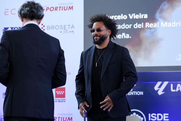 May 21, 2026, Madrid, Madrid, Spain: Marcelo Vieira, a former soccer player, receives the Legend Award during the 2026 ISC Awards Ceremony, which took place.as part of the ISDE Sports Convention, at the Official College of Architects of Madrid, on May 21, 2026, in Madrid, Spain. ISDE Sports Convention - ISC Awards Ceremony - ZUMAa181 20260521_zaa_a181_050 Copyright: xIrinaxR.xHipolitox