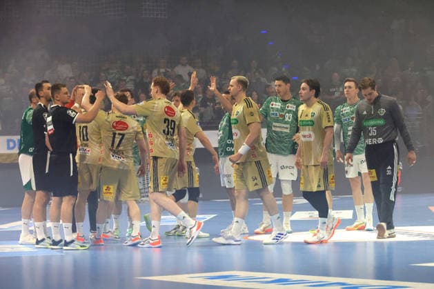 DEU, DHB, 1.HBL, Fuechse Berlin vs. Hannover Burgdorf, 21.05.2026, Max-Schmeling-Halle, Berlin, DEU, DHB, 1.HBL, Fuechse Berlin vs. Hannover Burgdorf, im Bild Hannover-Burgdorf-Spielerkreis