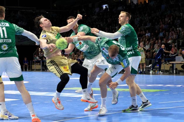 DEU, DHB, 1.HBL, Fuechse Berlin vs. Hannover Burgdorf, 21.05.2026, Max-Schmeling-Halle, Berlin, DEU, DHB, 1.HBL, Fuechse Berlin vs. Hannover Burgdorf, im Bild Max Darj (Fuechse Berlin 5), Mathias Gidsel (Fuechse Berlin 19), h7