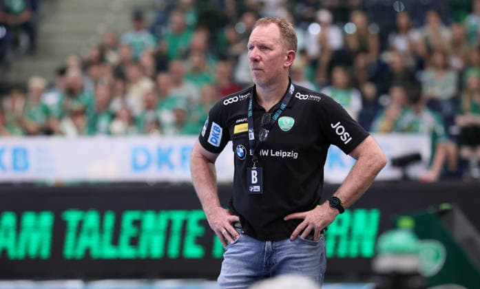 Leipzig, 21.05.2026, Arena Leipzig, Handball, Bundesliga, 32.Spieltag , SC DHfK Leipzig vs. MT Melsungen , Im Bild; Trainer Frank Carstens, DHfK Leipzig. , Nur zur redaktionellen Nutzung. Only editorial use. , DHB HBL regulations prohibit any use of photographs as image sequences and or quasi-video. ,