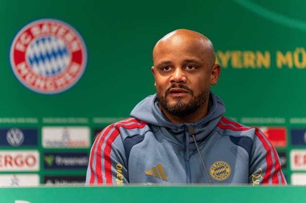 Vincent Kompany (FC Bayern Muenchen, Trainer) waehrend der Pressekonferenz, GER, Abschlusstraining und Pressekonferenz am Vortag des DFB-Pokalfinale, FC Bayern Muenchen vs. VfB Stuttgart, Fussball, Herren, DFB-Pokal, Finale, Spielzeit 2025 2026, 22.05.2026 DFL REGULATIONS PROHIBIT ANY USE OF PHOTOGRAPHS AS IMAGE SEQUENCES AND OR QUASI-VIDEO GER, Abschlusstraining und Pressekonferenz am Vortag des DFB-Pokalfinale, FC Bayern Muenchen vs. VfB Stuttgart, Fussball, Herren, DFB-Pokal, Finale, Spielzeit 2025 2026, 22.05.2026 Berlin Copyright: xEibner-Pressefoto MaxxVincenx EP_MVN