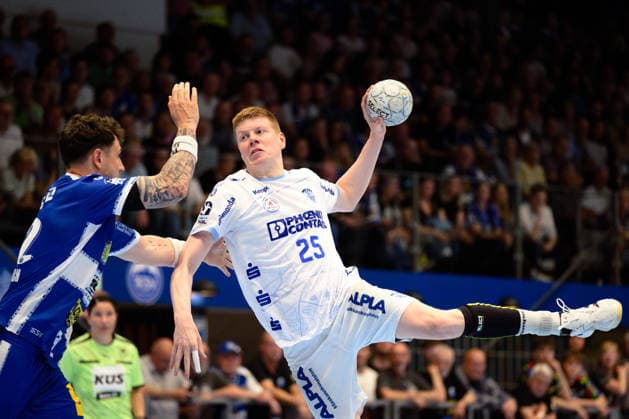 Niels Gerardus Versteijnen (TBV Lemgo Lippe, 25) gegen Justin Kurch (ThSV Eisenach, 52) GER, ThSV Eisenach gegen TBV Lemgo Lippe, 1. Daikin Handballbundesliga, Handball, 32.Spieltag, Saison 2025 2026, 22.05.2026 GER, ThSV Eisenach gegen TBV Lemgo Lippe, 1. Daikin Handballbundesliga, Handball, 32.Spieltag, Saison 2025 2026, 22.05.2026 Eisenach Copyright: xEibner-Pressefoto MartinxHerbstx EP_MHT