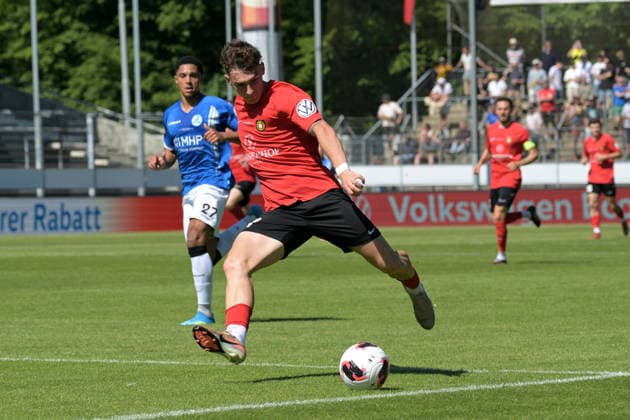 Luca Damiano Molinari (SG Sonnenhof Grossaspach, 21) am mit Ball SV Stuttgarter Kickers vs. SG Sonnenhof Grossaspach, Fussball, Maenner, DB-Regio wfv-Pokalfinale, Saison 2025 2026, 23.05.2026 SV Stuttgarter Kickers vs. SG Sonnenhof Grossaspach, Fussball, Maenner, DB-Regio wfv-Pokalfinale, Saison 2025 2026, 23.05.2026 Stuttgart Copyright: xEibner-Pressefoto TobiasxBaurx EP_TBR