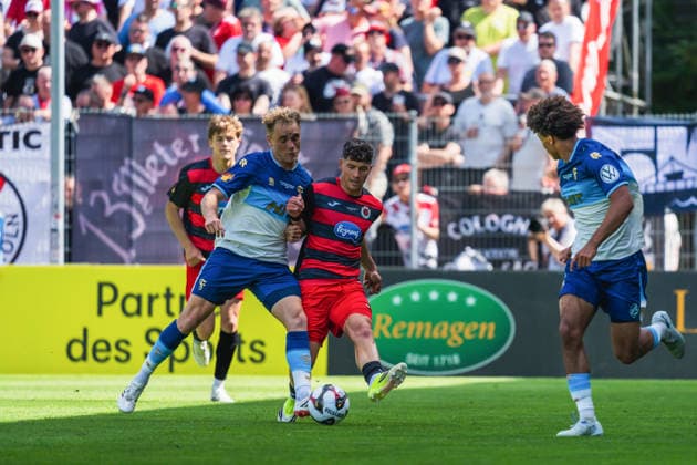 Tim Bornemann (Fortuna Koeln, 19) im Zweikampf mit Taylan Duman (Viktoria Köln, 04) Fortuna Köln vs. FC Viktoria Köln, Fussball, Landespokal Mittelrhein 2025 26, Finale, Saison 2025 26, 23.05.2026, Fortuna Köln vs. FC Viktoria Köln, Fussball, Landespokal Mittelrhein, Finale, Saison 2025 26, 23.05.2026 Köln Copyright: xEibner-Pressefoto LukasxBaldygax EP_LBA