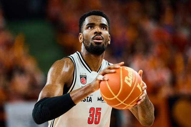 Portrait, Portraet, Freisteller von Ejior Onu (BMA365 Bamberg Baskets, 35) beim Freiwurf GER, ratiopharm ulm vs. Bamberg Baskets, Basketball, Playoffs, Viertelfinale, 3. Spiel, EasyCredit BBL, Spielzeit 2025 2026, 23.05.2026 GER, ratiopharm ulm vs. Bamberg Baskets, Basketball, Playoffs, Viertelfinale, 3. Spiel, EasyCredit BBL, Spielzeit 2025 2026, 23.05.2026 Neu-Ulm Copyright: xEibner-Pressefoto GeraldxOelze-dexStoppanyx EP_ODS