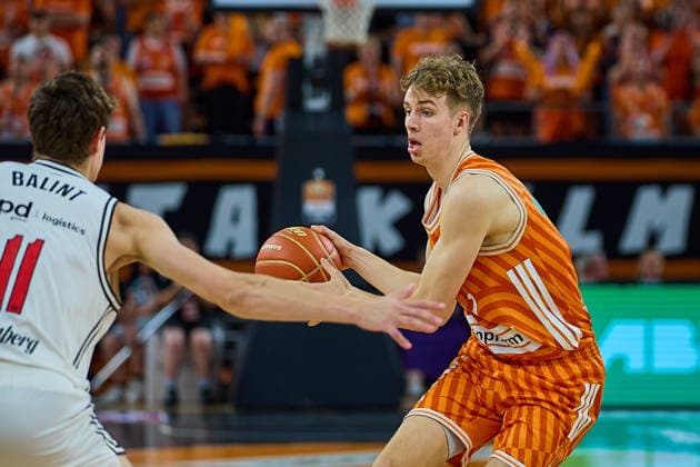 Tobias Jensen (ratiopharm ulm, 07) GER, ratiopharm ulm vs. Bamberg Baskets, Basketball, Playoffs, Viertelfinale, 3. Spiel, EasyCredit BBL, Spielzeit 2025 2026, 23.05.2026 GER, ratiopharm ulm vs. Bamberg Baskets, Basketball, Playoffs, Viertelfinale, 3. Spiel, EasyCredit BBL, Spielzeit 2025 2026, 23.05.2026 Neu-Ulm Copyright: xEibner-Pressefoto GeraldxOelze-dexStoppanyx EP_ODS