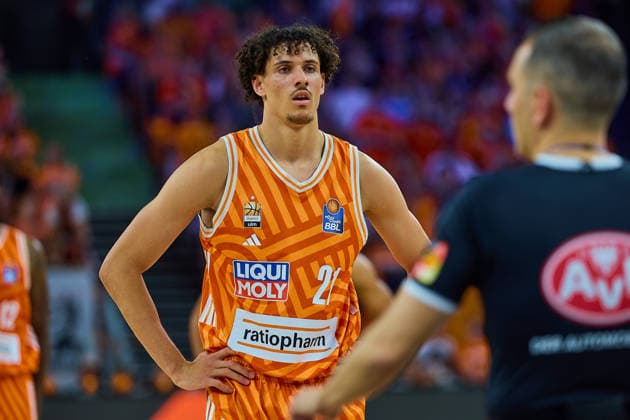 Portrait, Portraet, Freisteller von Alec Anigbata (ratiopharm ulm, 21) GER, ratiopharm ulm vs. Bamberg Baskets, Basketball, Playoffs, Viertelfinale, 3. Spiel, EasyCredit BBL, Spielzeit 2025 2026, 23.05.2026 GER, ratiopharm ulm vs. Bamberg Baskets, Basketball, Playoffs, Viertelfinale, 3. Spiel, EasyCredit BBL, Spielzeit 2025 2026, 23.05.2026 Neu-Ulm Copyright: xEibner-Pressefoto GeraldxOelze-dexStoppanyx EP_ODS