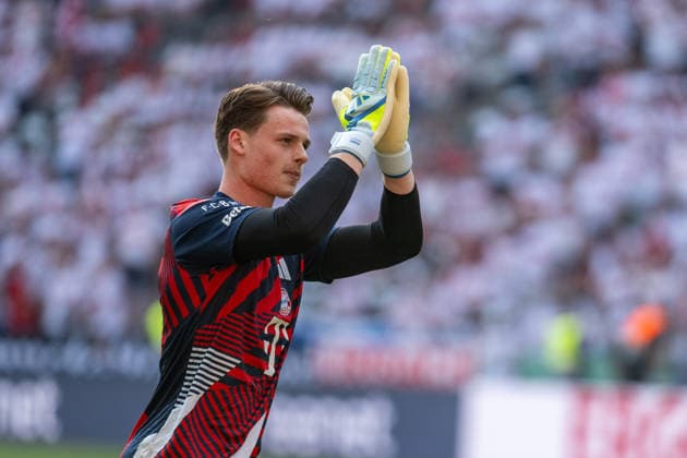 Jonas Urbig (FC Bayern Muenchen, 40) GER, FC Bayern Muenchen vs. VfB Stuttgart, Fussball, Herren, DFB-Pokal, Finale, Spielzeit 2025 2026, 23.05.2026, DFL DFB REGULATIONS PROHIBIT ANY USE OF PHOTOGRAPHS AS IMAGE SEQUENCES AND OR QUASI-VIDEO, GER, FC Bayern Muenchen vs. VfB Stuttgart, Fussball, Herren, DFB-Pokal, Finale, Spielzeit 2025 2026, 23.05.2026 Berlin Copyright: xEibner-Pressefoto WolfgangxFrankx EP_WFK