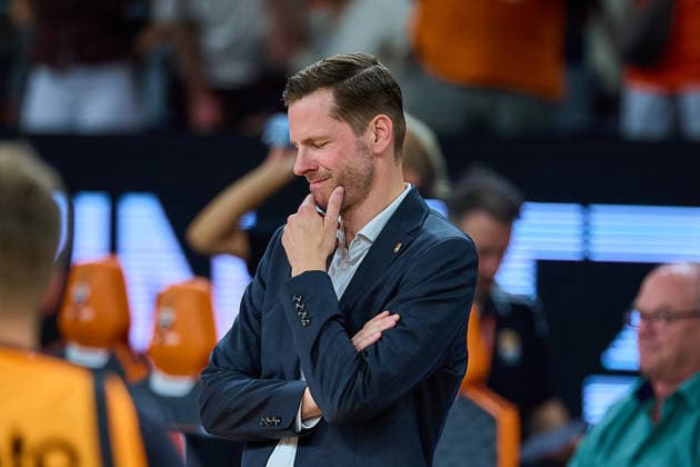 Thorsten Leibenath (ratiopharm ulm, Sportdirektor) nachdenklich GER, ratiopharm ulm vs. Bamberg Baskets, Basketball, Playoffs, Viertelfinale, 3. Spiel, EasyCredit BBL, Spielzeit 2025 2026, 23.05.2026 GER, ratiopharm ulm vs. Bamberg Baskets, Basketball, Playoffs, Viertelfinale, 3. Spiel, EasyCredit BBL, Spielzeit 2025 2026, 23.05.2026 Neu-Ulm Copyright: xEibner-Pressefoto GeraldxOelze-dexStoppanyx EP_ODS