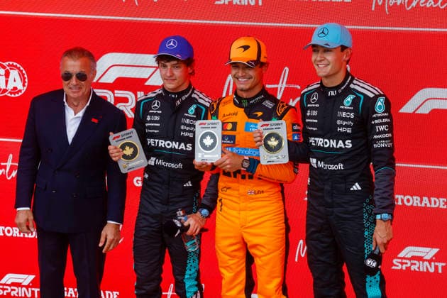 Montreal 2026, Montreal, Quebec, Canada, FIA F1 GP Canada, Podium sprint race, Jean Alesi, 12 KIMI ANTONELLI Andrea (ita), Mercedes AMG F1 Team W17, 01 NORRIS Lando (gbr), McLaren F1 Team MCL40, 63 RUSSELL George (gbr), Mercedes AMG F1 Team W17