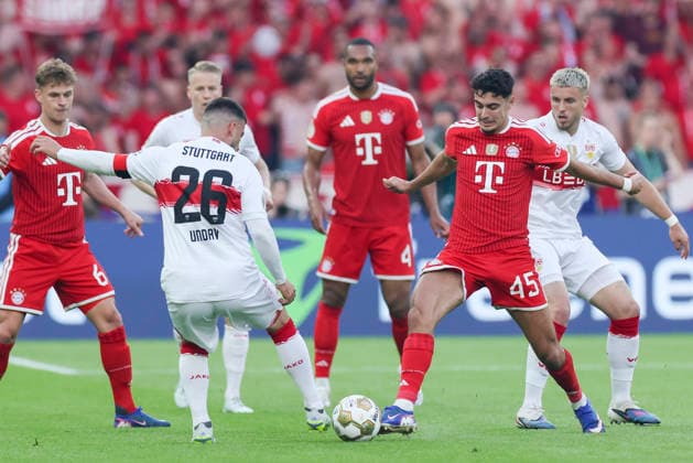 Deniz Undav (VfB Stuttgart) und Aleksandar Pavlovic (FC Bayern München) kaempfen um den Ball, DFB Cup Final 2026, FC Bayern München v VfB Stuttgart, Olympiastadion am 23. May 2026 in Berlin, Deutschland. (Foto von Marco Steinbrenner DeFodi Images) Deniz Undav (VfB Stuttgart) und Aleksandar Pavlovic (FC Bayern München) battle for the ball, DFB Cup Final 2026, FC Bayern München v VfB Stuttgart, Olympiastadion, May 23, 2026 in Berlin, Germany. (Photo by Marco Steinbrenner DeFodi Images) -