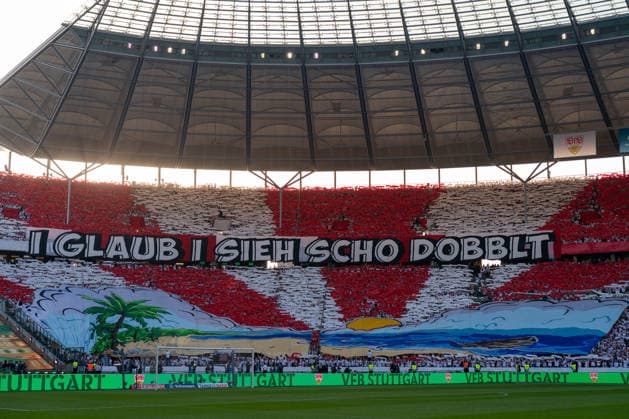 Choreografie Fans Ultras Stuttgart, GER, FC Bayern Muenchen vs. VfB Stuttgart, Fussball, Herren, DFB-Pokal, Finale, Spielzeit 2025 2026, 23.05.2026 DFL REGULATIONS PROHIBIT ANY USE OF PHOTOGRAPHS AS IMAGE SEQUENCES AND OR QUASI-VIDEO GER, FC Bayern Muenchen vs. VfB Stuttgart, Fussball, Herren, DFB-Pokal, Finale, Spielzeit 2025 2026, 23.05.2026 Berlin Copyright: xEibner-Pressefoto MaxxVincenx EP_MVN
