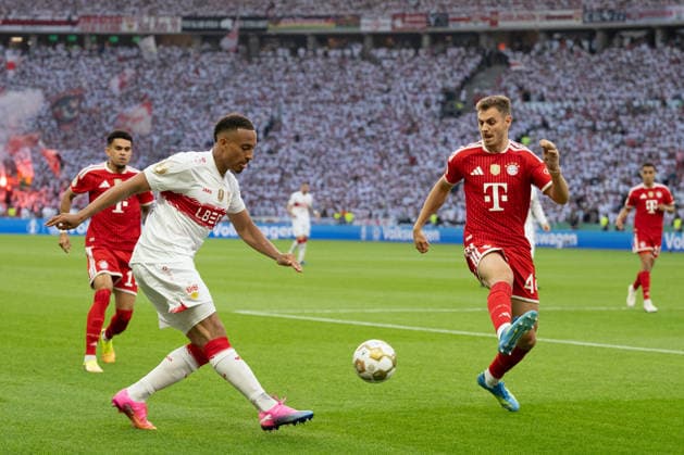 v.li. Jamie Leweling (VfB Stuttgart 18), Aleksandar Pavlovic (FC Bayern Muenchen, 45) GER, FC Bayern Muenchen vs. VfB Stuttgart, Fussball, Herren, DFB-Pokal, Finale, Spielzeit 2025 2026, 23.05.2026, DFL DFB REGULATIONS PROHIBIT ANY USE OF PHOTOGRAPHS AS IMAGE SEQUENCES AND OR QUASI-VIDEO, GER, FC Bayern Muenchen vs. VfB Stuttgart, Fussball, Herren, DFB-Pokal, Finale, Spielzeit 2025 2026, 23.05.2026 Berlin Copyright: xEibner-Pressefoto WolfgangxFrankx EP_WFK