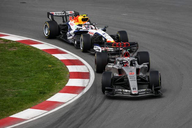 F1 - CANADIAN GRAND PRIX 2026 27 HULKENBERG Nico (ger), Audi F1 Team , action 30 LAWSON Liam (nzl), Visa Cash App RB F1 Team VCARB03, action during the Formula 1 Grand Prix du Canada 2026, 5th round of the 2026 Formula One World Championship, WM, Weltmeisterschaft from May 22 to 24, 2026 on the Circuit Gilles Villeneuve, in Montrà al, Canada - Montrà alCanada Copyright: xXavixBonillax