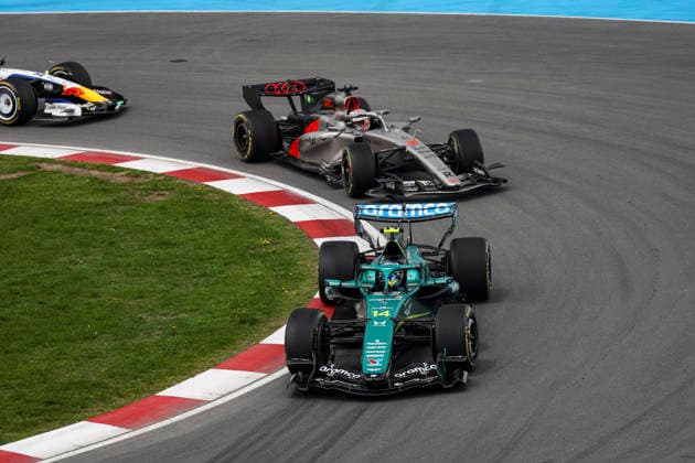 F1 - CANADIAN GRAND PRIX 2026 14 ALONSO Fernando (spa), Aston Martin F1 Team AMR26, action 27 HULKENBERG Nico (ger), Audi F1 Team , action during the Formula 1 Grand Prix du Canada 2026, 5th round of the 2026 Formula One World Championship, WM, Weltmeisterschaft from May 22 to 24, 2026 on the Circuit Gilles Villeneuve, in Montrà al, Canada - Montrà alCanada Copyright: xXavixBonillax