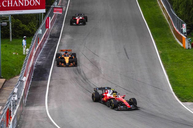 F1 - CANADIAN GRAND PRIX 2026 44 HAMILTON Lewis (gbr), Scuderia Ferrari SF-26, 81 PIASTRI Oscar (aus), McLaren F1 Team MCL40, action during the Formula 1 Grand Prix du Canada 2026, 5th round of the 2026 Formula One World Championship, WM, Weltmeisterschaft from May 22 to 24, 2026 on the Circuit Gilles Villeneuve, in Montrà al, Canada - Montrà alCanada Copyright: xCharlyxLopezx