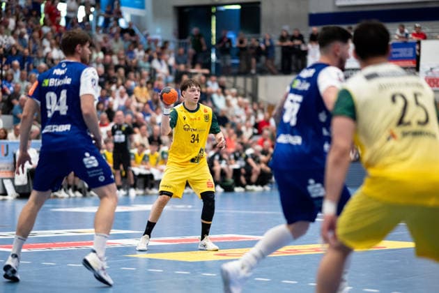 Linus Kutz (VFL Eintracht Hagen, 34), beim Aufbau HBW Balingen Weilstetten vs. VFL Eintracht Hagen, Handball, 2. Bundesliga, 33. Spieltag, Saison 2025 2026, 23.05.2026, Eibner-Pressefoto Andreas Ulmer HBW Balingen Weilstetten vs. VFL Eintracht Hagen, Handball, 2. Bundesliga, 33. Spieltag, Saison 2025 2026, 23.05.2026, Balingen Copyright: xEibner-Pressefoto AndreasxUlmerx EP_AUR