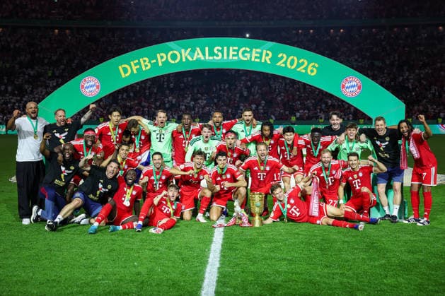 DFB Pokalfinale - FC Bayern München - VfB Stuttgart am 23.05.2026 im Olympiastadion in Berlin DFB Pokalsieger 2026, die Mannschaft des FC Bayern München Muenchen, hier auf einem Gruppenfoto