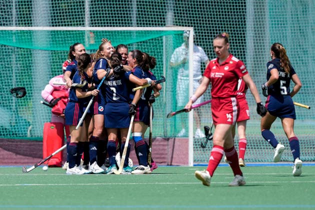 Spielerinnen vom Mannheimer HC (MHC), jubeln über das Tor zum 1:0, Jubel, Torjubel, Torerfolg, celebrate the goal, goal, celebration, jubelt ueber das Tor, Freuen, Freude, freut sich, optimistisch, positiv, Spielszene, Highlight, Action, Aktion, 24.05.2026, Mannheim (Deutschland), Hockey, Deutsche Meisterschaft, Viertelfinale 3, Damen, Mannheimer HC - Rot-Weiss Köln