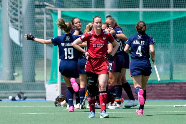 Pia Maertens (KTHC, 35), Spielerin, Spielerinnen von Rot-Weiss Köln (KTHC), enttäuscht über die Niederlage, Enttäuschung nach dem Schlusspfiff, Highlight, Verlierer, verloren, Frustration, disappointed, pessimistisch, 24.05.2026, Mannheim (Deutschland), Hockey, Deutsche Meisterschaft, Viertelfinale 3, Damen, Mannheimer HC - Rot-Weiss Köln