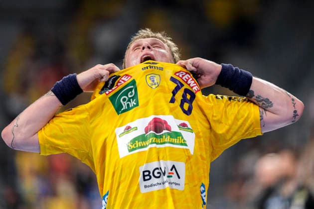 Edwin Aspenbäck (RNL, 78), Spieler der Rhein-Neckar-Löwen, Einzelbild, Einzelfoto, Aktion, Action, enttäuscht schauend, Enttäuschung, Frustration, disappointed, pessimistisch, 24.05.2026, Mannheim (Deutschland), Handball, Bundesliga, Rhein-Neckar Löwen - SC Magdeburg