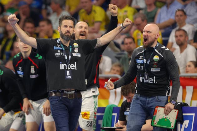 24.05.2026, xtgx, Handball, Daikin HBL, Rhein Neckar Löwen - SC Magdeburg v.l. Bennet Wiegert (Magdeburg, Trainer), Christian O Sullivan (Magdeburg, 24), Yves Grafenhorst (Magdeburg, Co-Trainer) Jubel, Torjubel, jubelt ueber das Tor, celebrate the goal, celebration Mannheim