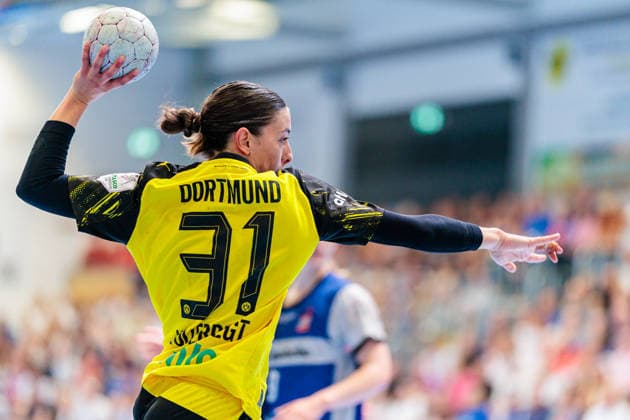 Kelly Vollebregt (Borussia Dortmund, 31) im Torwurf GER, HSG Blomberg-Lippe vs. Borussia Dortmund, Handball, 1. Bundesliga Frauen, Play-Offs, Finale, Spiel 2, 24.05.2026 GER, HSG Blomberg-Lippe vs. Borussia Dortmund, Handball, 1. Bundesliga Frauen, Play-Offs, Finale, Spiel 2, 24.05.2026 Blomberg Copyright: xEibner-Pressefoto JanxRollingerx EP_JSK