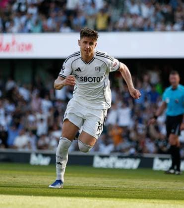 Tom Cairney celebrates scoring the 2nd Fulham goal Fulham v Newcastle United, Premier League, Football, Craven Cottage, London, UK - 24 May 2026London Craven Cottage United Kingdom EDITORIAL USE ONLY No use with unauthorised audio, video, data, fixture lists, club league logos or live services. Online in-match use limited to 120 images, no video emulation. No use in betting, games or single club league player publications. Copyright: xMattxImpey Shutterstockx 16889842dq