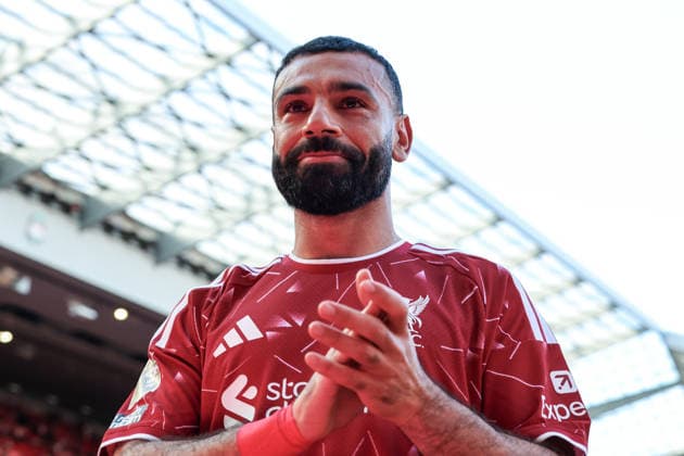 Liverpool s Mo Salah applauds the fans after the match Liverpool v Brentford, Premier League, Football, Anfield, Liverpool, UK - 24 May 2026Liverpool Anfield United Kingdom EDITORIAL USE ONLY No use with unauthorised audio, video, data, fixture lists, club league logos or live services. Online in-match use limited to 120 images, no video emulation. No use in betting, games or single club league player publications. Copyright: xAlexxDodd Shutterstockx 16889846ar