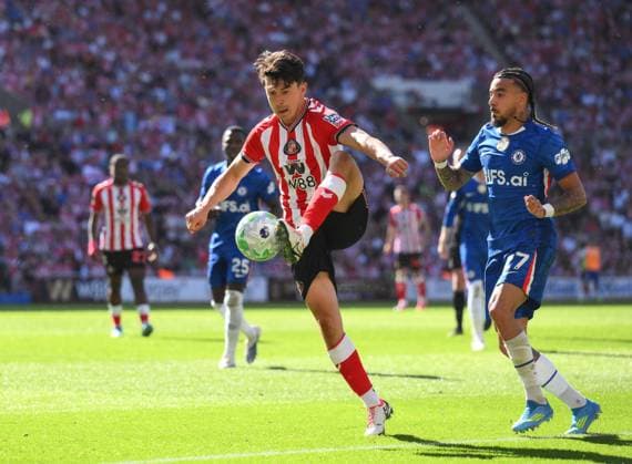 Luke O Nien of Sunderland Sunderland v Chelsea, Premier League, Football, Stadium of Light, Sunderland, UK - 24 May 2026Sunderland Stadium of Light United Kingdom EDITORIAL USE ONLY No use with unauthorised audio, video, data, fixture lists, club league logos or live services. Online in-match use limited to 120 images, no video emulation. No use in betting, games or single club league player publications. Copyright: xRichardxLee Shutterstockx 16889858ay