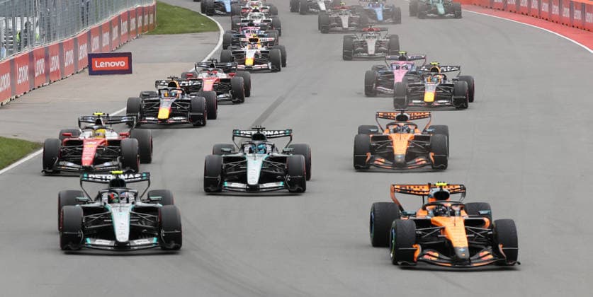 24.05.2026, Circuit Gilles-Villeneuve, Montreal, FORMULA 1 LENOVO GRAND PRIX DU CANADA 2026 , im Bild Rennstart:, Lando Norris (GBR), McLaren Mastercard F1 Team, George Russell (GBR), Mercedes-AMG Petronas Formula One Team, Andrea Kimi Antonelli (ITA), Lewis Hamilton (GBR), Scuderia Ferrari HP, Oscar Piastri (AUS), Max Verstappen (NLD), Oracle Red Bull Racing, Isack Hadjar (FRA), Charles Leclerc (MCO) (Photo by Mark Urquhart Hasan Bratic DeFodi Images) -
