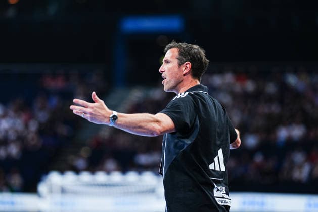 Torsten Jansen (Handball Verein Hamburg, Trainer) wütend GER, Handball Sport Verein Hamburg vs. Frisch Auf Goeppingen, Handball, 1. Bundesliga, Spieltag 32, Saison 2025 2026, 25.05.2026 GER, Handball Sport Verein Hamburg vs. Frisch Auf Goeppingen, Handball, 1. Bundesliga, Spieltag 32, Saison 2025 2026, 25.05.2026 Hamburg Copyright: xEibner-Pressefoto MarcelxvonxFehrnx EP_MFN