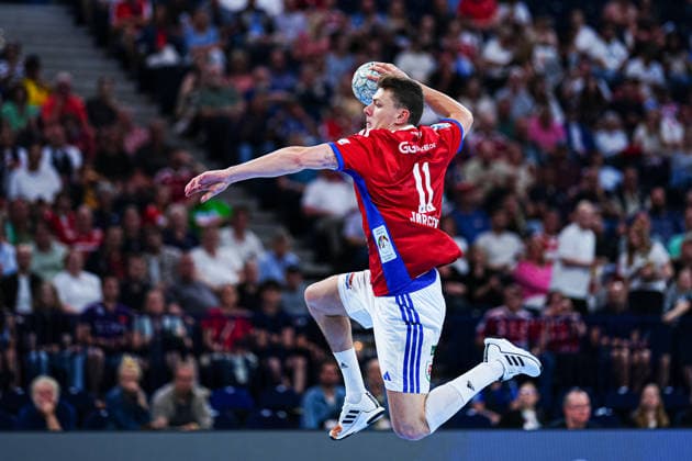 Wurf Tor Nicolaj Jorgensen (Handball Verein Hamburg, 11) GER, Handball Sport Verein Hamburg vs. Frisch Auf Goeppingen, Handball, 1. Bundesliga, Spieltag 32, Saison 2025 2026, 25.05.2026 GER, Handball Sport Verein Hamburg vs. Frisch Auf Goeppingen, Handball, 1. Bundesliga, Spieltag 32, Saison 2025 2026, 25.05.2026 Hamburg Copyright: xEibner-Pressefoto MarcelxvonxFehrnx EP_MFN