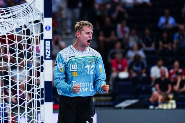 Jubel nach Parade Kristian Saeveras (Frisch Auf Goeppingen, 12) GER, Handball Verein Hamburg vs. Frisch Auf Goeppingen, Handball, 1. Bundesliga, Spieltag 32, Saison 2025 2026, 25.05.2026 GER, Handball Sport Verein Hamburg vs. Frisch Auf Goeppingen, Handball, 1. Bundesliga, Spieltag 32, Saison 2025 2026, 25.05.2026 Hamburg Copyright: xEibner-Pressefoto MarcelxvonxFehrnx EP_MFN