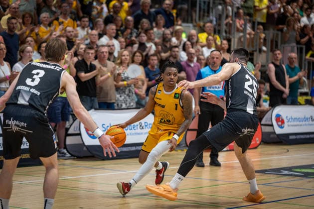 , GER, Bozic Estriche Knights Kirchheim vs. Giessen 46ers, BARMER 2. Basketball Bundesliga, Playoffs Halbfinale Spiel 3, Saison 2025 2026, 26.05.2026 GER, Bozic Estriche Knights Kirchheim vs. Giessen 46ers, BARMER 2. Basketball Bundesliga, Playoffs Halbfinale Spiel 3, Saison 2025 2026, 26.05.2026 Goeppingen Copyright: xEibner-Pressefoto NinaxSanderx EP_NSR