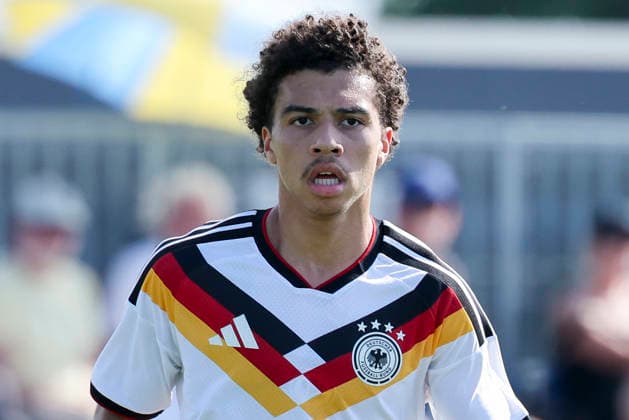 Montrell Culbreath (Germany) schaut, UEFA Under 19 friendly, Slovakia v Germany, MOL Academy am 27. May 2026 in Dunajska Streda, Slowakei. (Foto von Marco Steinbrenner DeFodi Images) Montrell Culbreath (Germany) looks on, UEFA Under 19 friendly, Slovakia v Germany, MOL Academy, May 27, 2026 in Dunajska Streda, Slovakia. (Photo by Marco Steinbrenner DeFodi Images) -