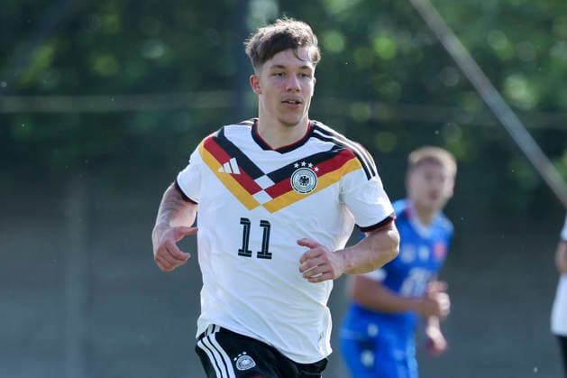 Moritz Reimers (Germany) schaut, UEFA Under 19 friendly, Slovakia v Germany, MOL Academy am 27. May 2026 in Dunajska Streda, Slowakei. (Foto von Marco Steinbrenner DeFodi Images) Moritz Reimers (Germany) looks on, UEFA Under 19 friendly, Slovakia v Germany, MOL Academy, May 27, 2026 in Dunajska Streda, Slovakia. (Photo by Marco Steinbrenner DeFodi Images) -