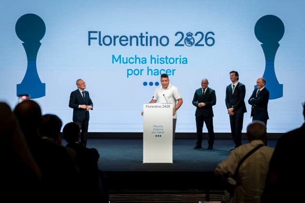 May 27, 2026, Madrid, Madrid, Spain: Florentino Perez, Ronaldo Nazario, Santiago Solari, Pirri and Roberto Carlos during the presentation of the candidacy of Florentino Perez for the presidency of Real Madrid at the Melia Castilla Hotel on May 27, 2026, in Madrid, Spain. Presentation Of Candidacy Of Florentino Perez For Real Madrid Presidency - ZUMAa181 20260527_zaa_a181_092 Copyright: xAngelxPerezxMecax